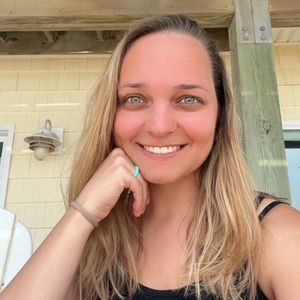 Meet your Posher, Emilie